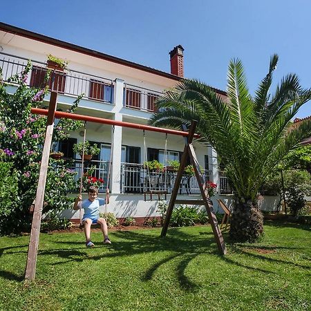 Apartments Patricia Banjole Bagian luar foto