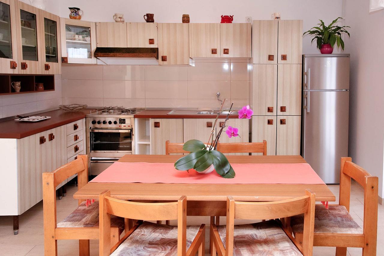 Apartments Patricia Banjole Bagian luar foto