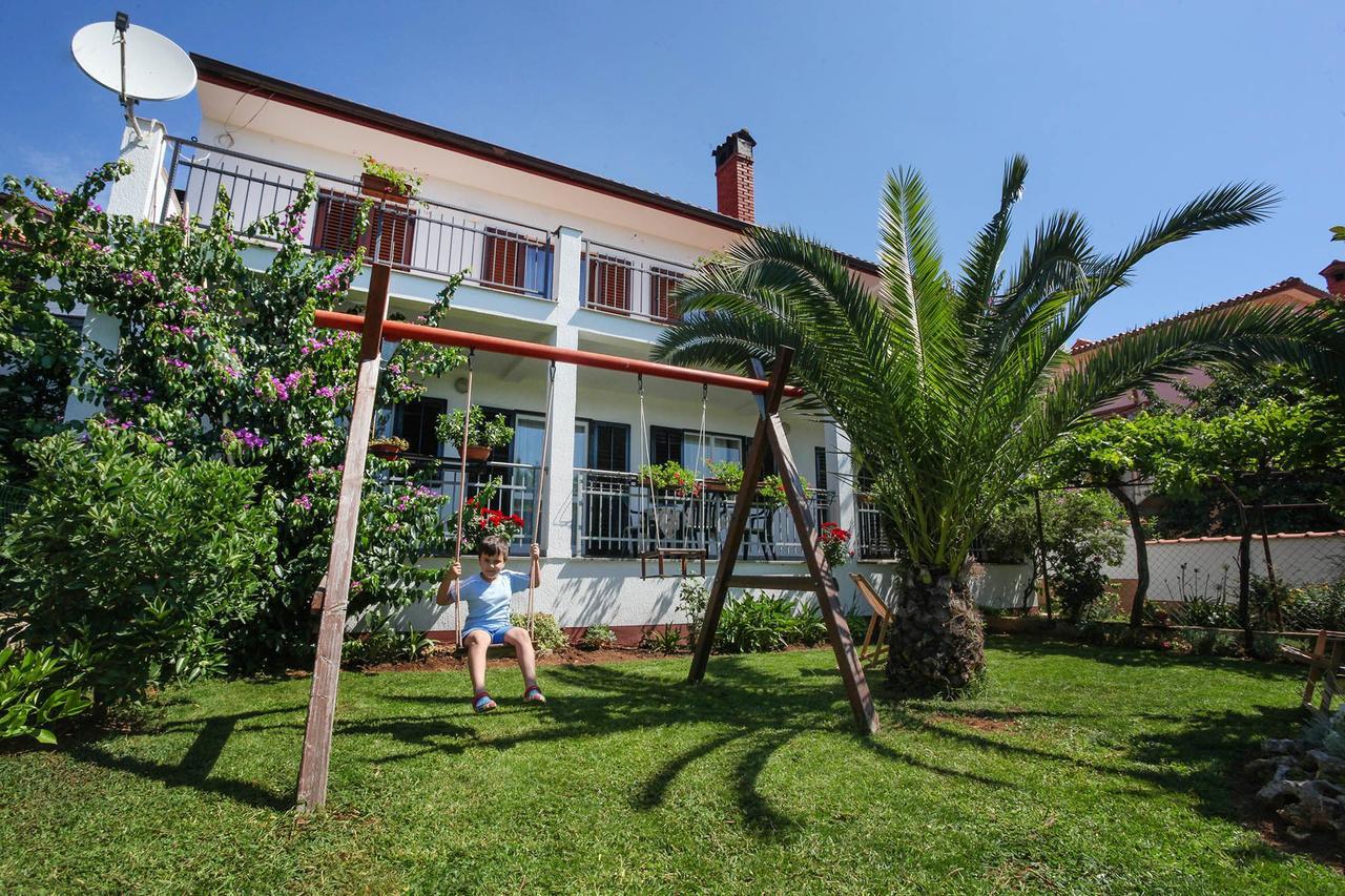 Apartments Patricia Banjole Bagian luar foto